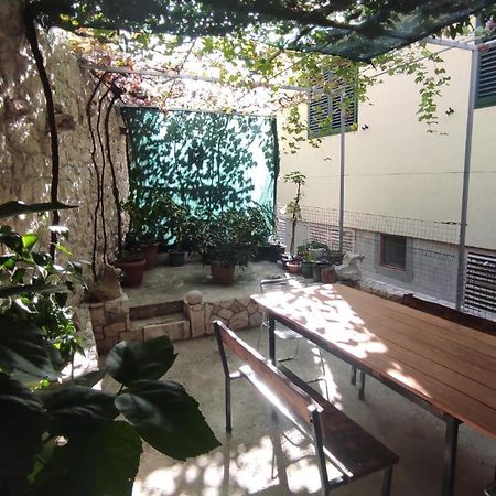 Luxury City Centre Apartment With Stunning View Omiš Eksteriør bilde