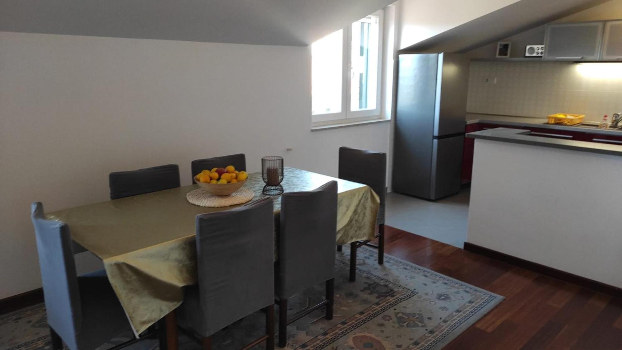 Luxury City Centre Apartment With Stunning View Omiš Eksteriør bilde